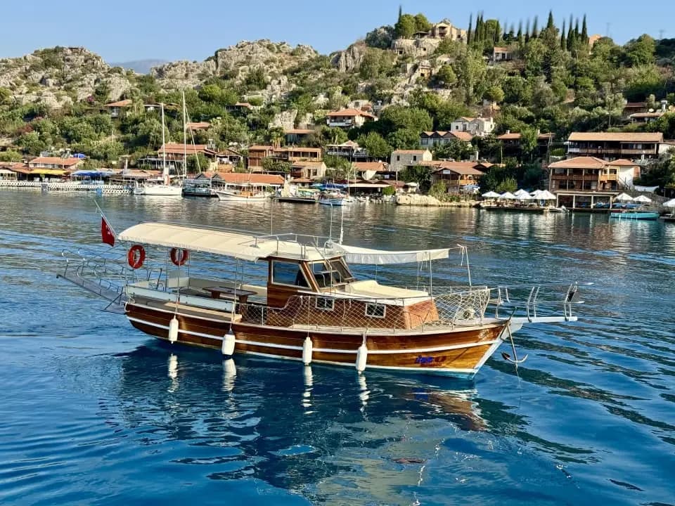 Kekova Üçağız limanı çıkışlı özel günlük tur